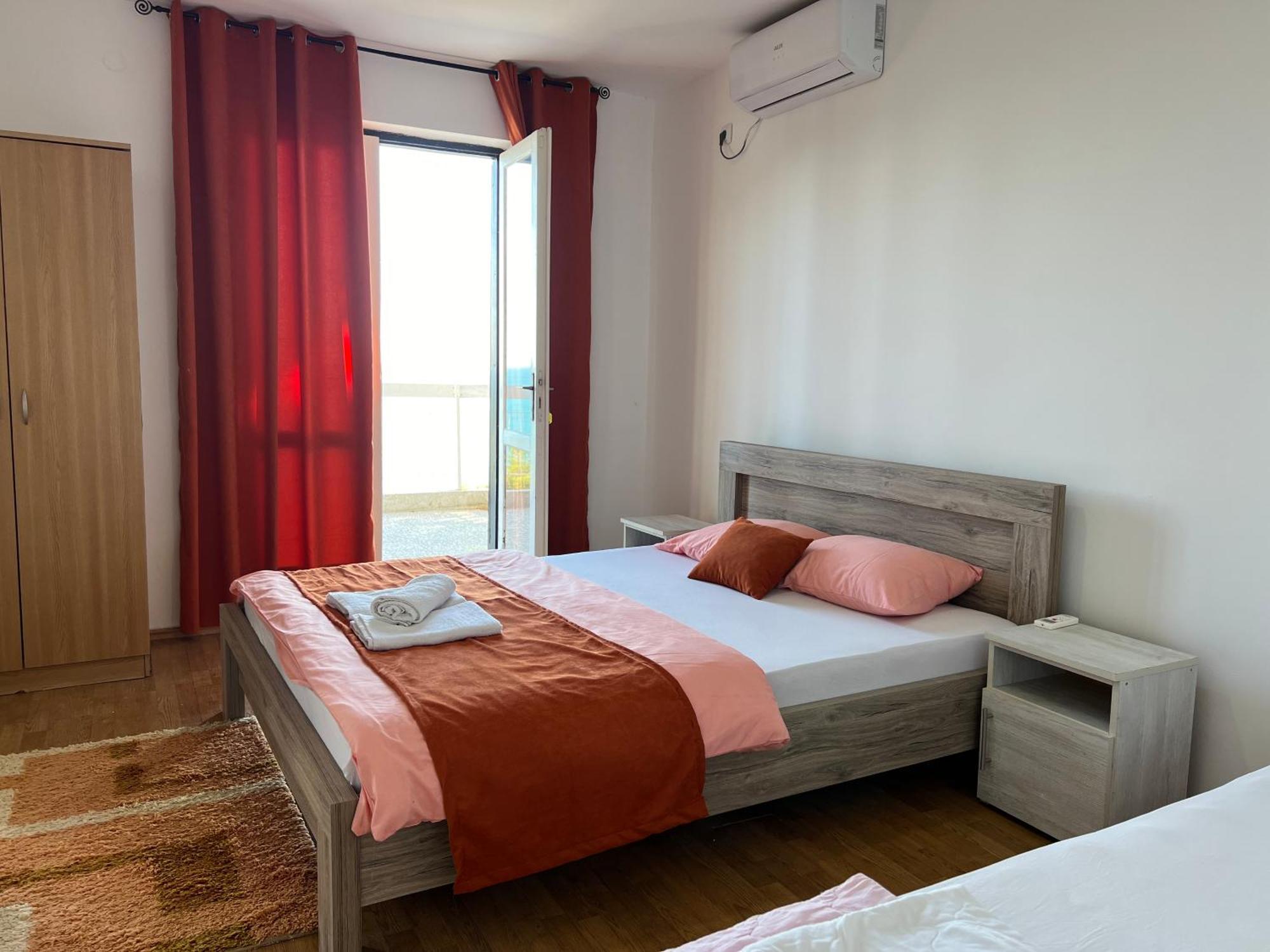 Apartments Nautilus Ulcinj Bagian luar foto