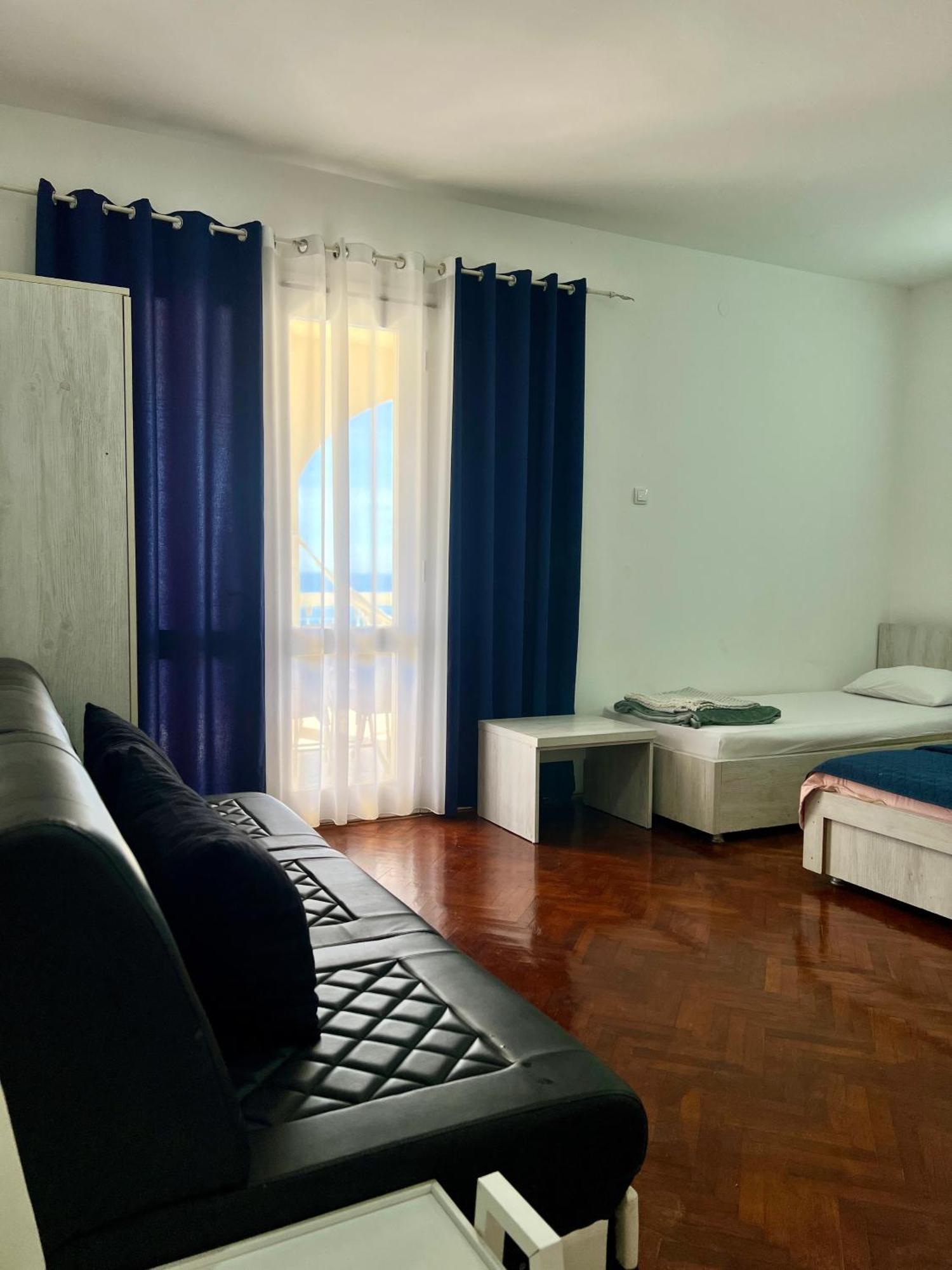 Apartments Nautilus Ulcinj Bagian luar foto
